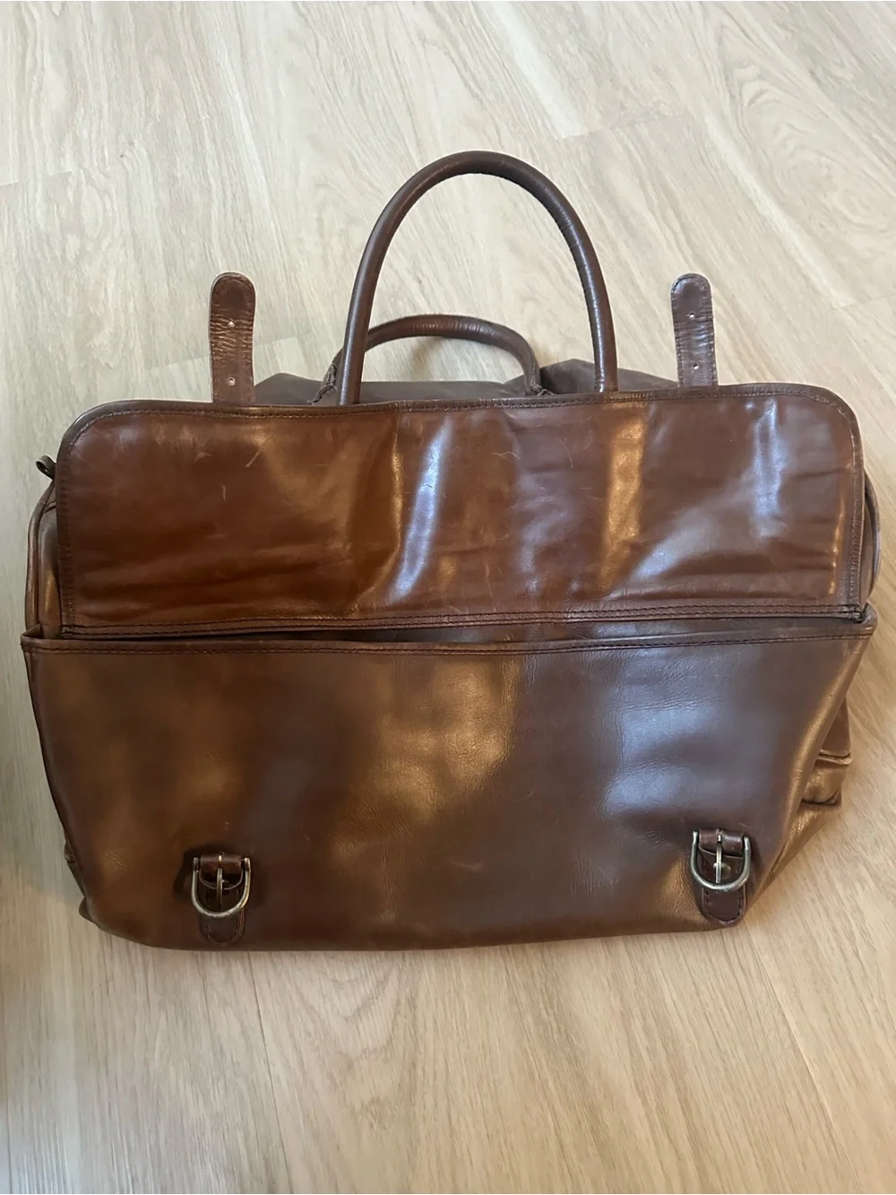 Classic Brown Leather Men's Weekender Bag
